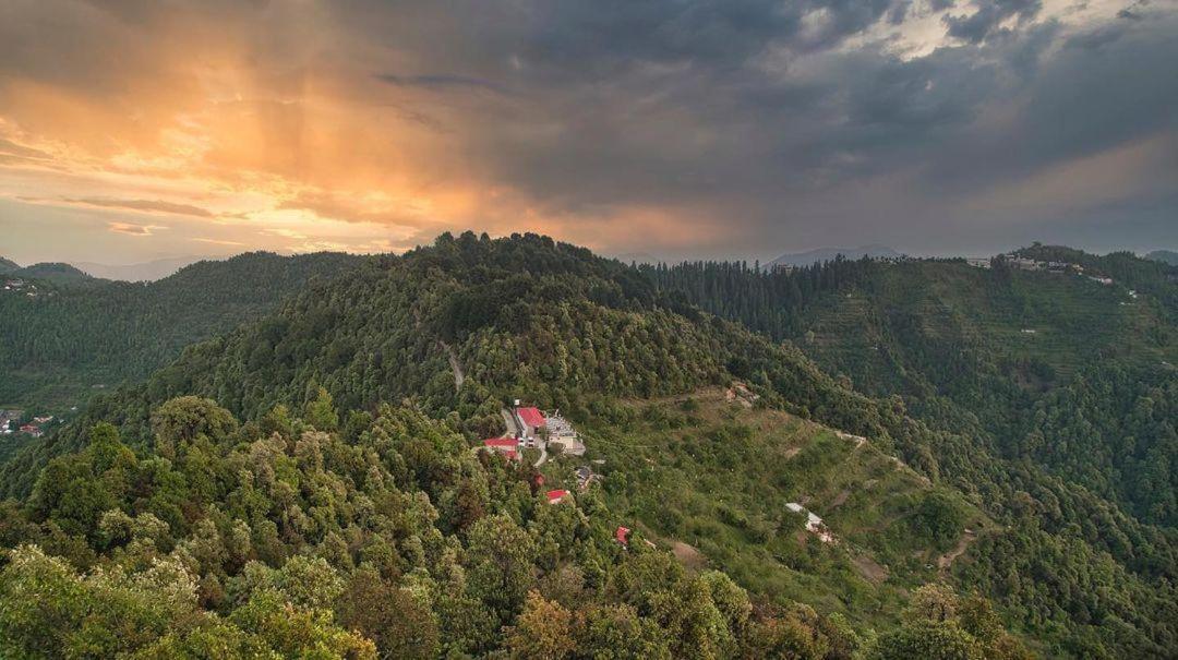 Namastay Himalayas, Kanatal Exteriér fotografie