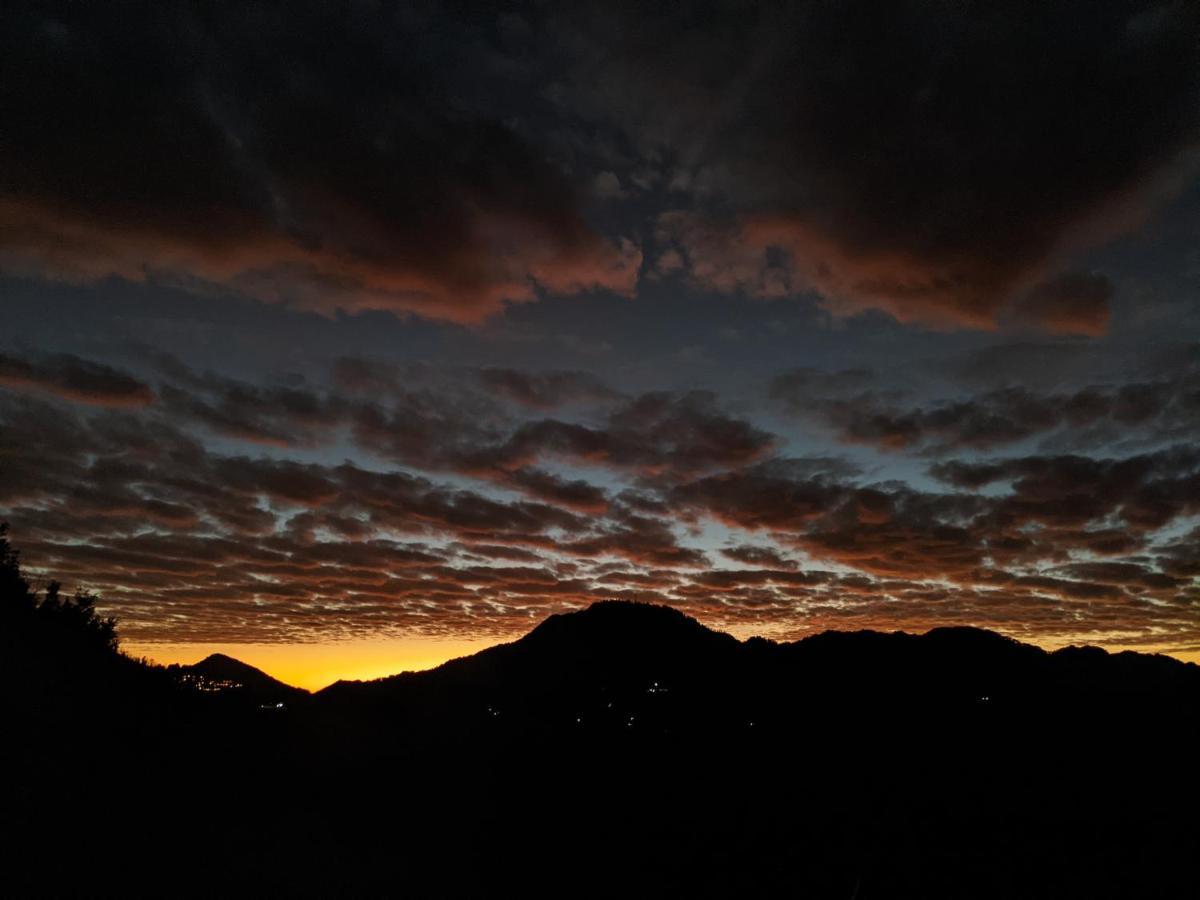 Namastay Himalayas, Kanatal Exteriér fotografie