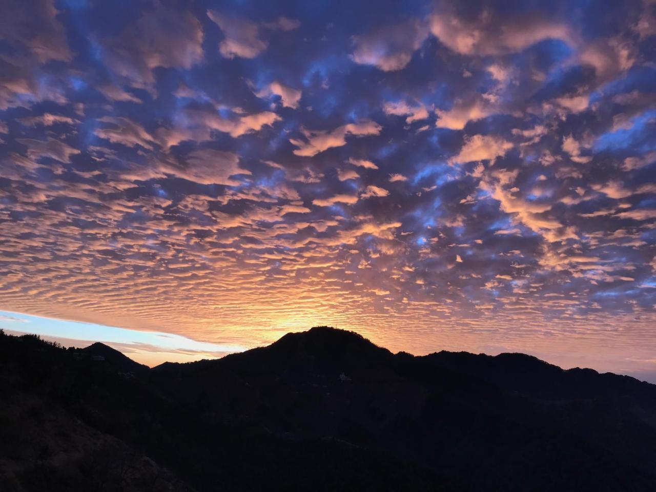 Namastay Himalayas, Kanatal Exteriér fotografie